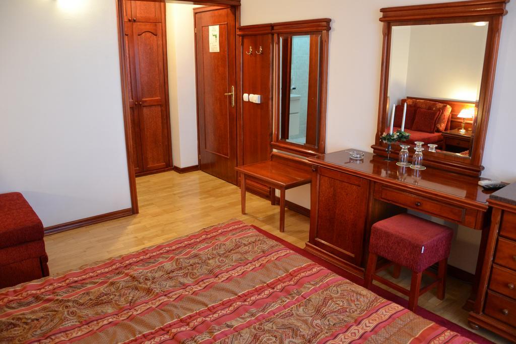 Hotel Dva Bisera Lagadin Exteriér fotografie