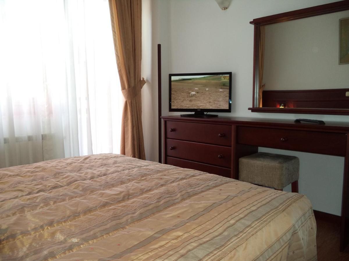 Hotel Dva Bisera Lagadin Pokoj fotografie